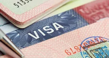 15 yaşından küçük ve 50 yaşından büyük Irak vatandaşlarına vize muafiyeti