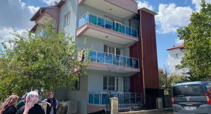 Manisa'da engelli asansörü zemine düştü: Yaralılar var