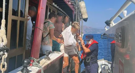 Gezi teknesinde yaralanan vatandaş tahliye edildi
