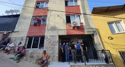 Tartıştığı eşini silahla vurarak öldürdü