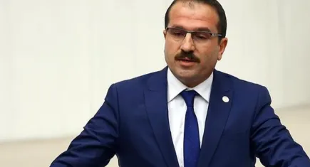 Yaşar Kırkpınar Kemalpaşa’nın kurtuluşunu kutladı