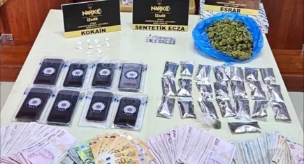 İzmir haber: Zehir tacirlerine ağır darbe