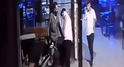 2 iş yerini kurşunladı, güvenlik kameralarına yakalandı