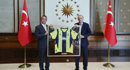 Cumhurbaşkanı Erdoğan Fenerbahçe Başkanı Ali Koç'u ağırladı