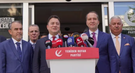 YRP Genel Başkanı Erbakan, DEVA Partisi Lideri Babacan ile görüştü
