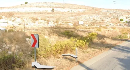O belediyeden serbest bölgeye komşu satış