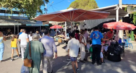 Aydın’daki pazar vatandaşların uğrak noktası oldu  