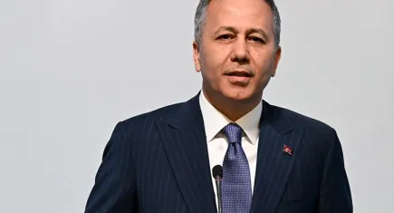 Bakan Yerlikaya açıkladı: Polis memuru Yılmaz’ı şehit eden saldırganı götürme şekli ile ilgili soruşturma iddiaları yalandır