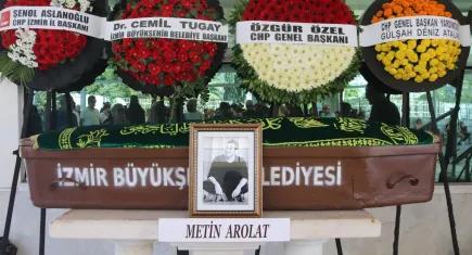 Metin Arolat'a İzmir'de son veda: Herkese elini uzatan bir insandı