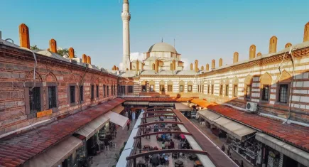 Konak’ta tarih gezileri başlıyor