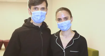 Ölümden dönen  karaciğer nakli bekleyen kıza  kuzeni umut oldu