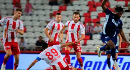 Fenerbahçe Antalya'da kaybetmedi