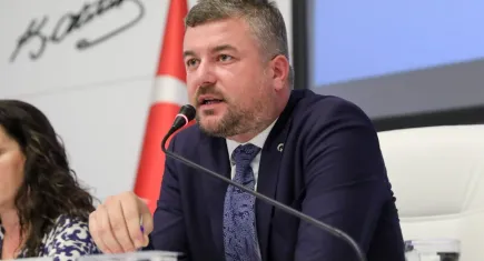 Buca’da ibadethaneler parlatılıyor