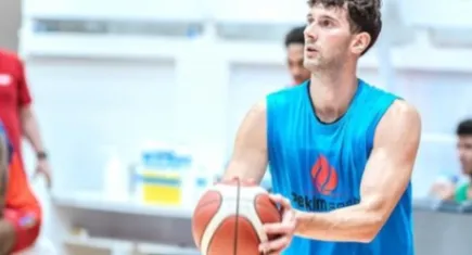 Petkimspor'da Mustafa Kurtuldum sezonu kapattı