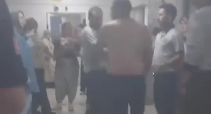 Alkollü geldi, hastaneyi birbirine kattı