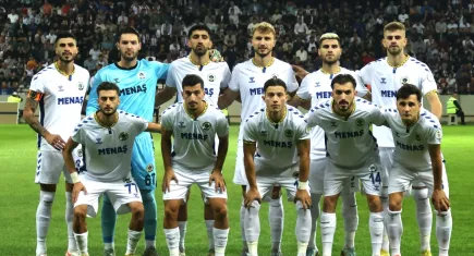 Menemen FK, deplasmanda üçledi