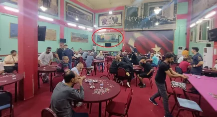 İzmir haber: Kolpaçino kumarhanesine yapılan baskında 58 kişiye 372 bin 650 lira ceza