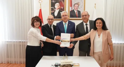 Egeli akademisyenler, İzmir’in ilk Dünya Miras Alanı’nın korunmasına öncülük ediyor