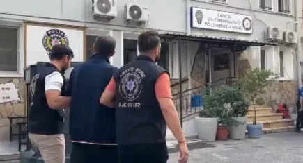 İzmir haber: 13 yıl kesinleşmiş cezası bulunan cinayet zanlısı, polis uygulamasında yakalandı