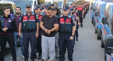 JASAT sahte ilanlarla 20 milyon lira vurgun yapan çeteyi çökertti