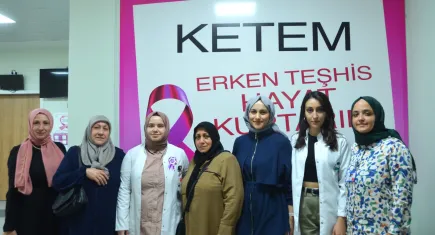 Kardeşlerinin ısrarıyla yaptırdığı kanser taraması hayatını kurtardı