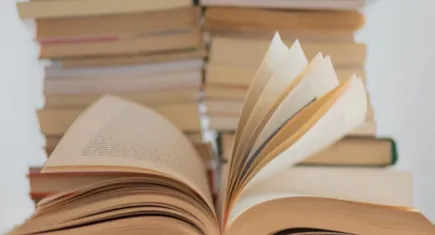 Karşıyaka’da Kitap Kulübü buluşmaları devam ediyor