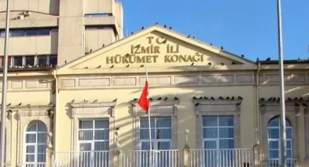İzmir’de Cumhuriyet Bayramı coşkusu devam ediyor