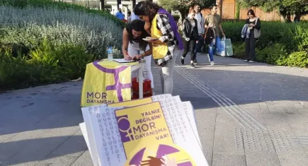 Mor Dayanışma, kadınları gönüllü olmaya davet ediyor