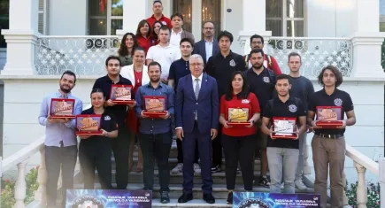 Ege Telsiz Takımı’nın afetlerde haberleşme projesine ödül