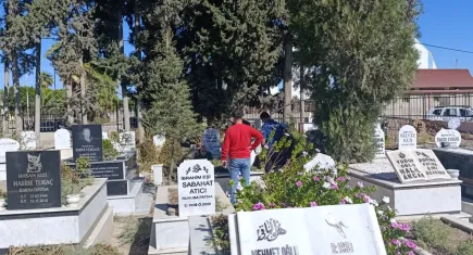 Kabir ziyaretinde hayatını kaybetti!