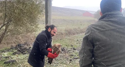 Erzurum'da polisten atmacaya uzanan şefkat eli
