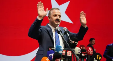 Yavuz Ağıralioğlu, Anahtar Parti'nin tanıtımını gerçekleştirdi