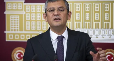 Özgür Özel, Ahmet Özer'in gözaltına alınmasını değerlendirdi