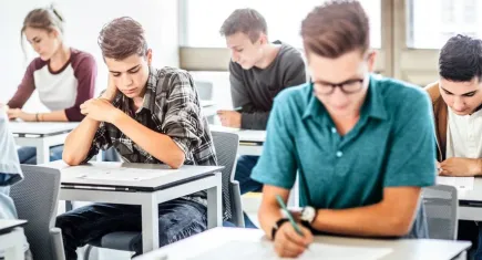 Genç İzmir’de ücretsiz kurs kayıtları devam ediyor