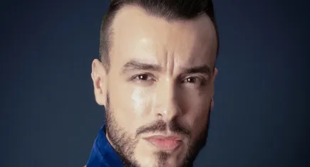 Cem Adrian’dan 20. yıla özel konser