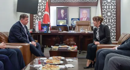 CHP ve Büyükşehirden İYİ Partili Doğan’a taziye ziyareti