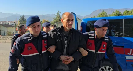 3 gündür aranıyordu: Evinde bal kabağı ile öldürülmüş halde bulundu