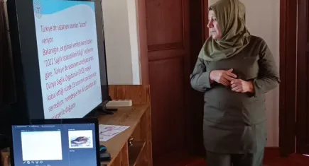 Afyonkarahisar’da kadınlara normal doğum anlatıldı