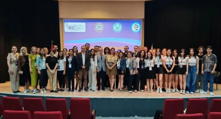 9. Ulusal 1. Uluslararası Romatolojik Rehabilitasyon Kongresi yapıldı