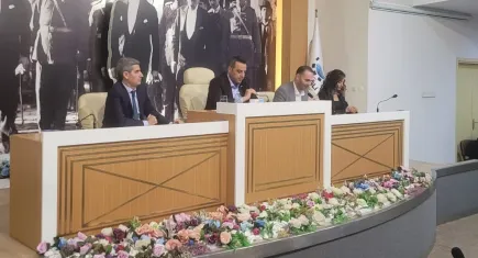 Başkan Yıldız meclisten “Avarelere” seslendi: Kararın arkasındayım