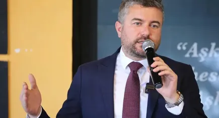 Başkan Duman: Atatürk afişine saldıranlar yargı önünde hesap verecek
