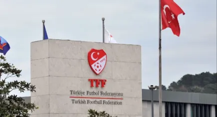 TFF VAR kayıtlarını açıkladı: Derbideki 2 penaltı nasıl verildi?