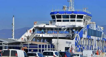 İzmir’de feribot ücretlerine zam geldi