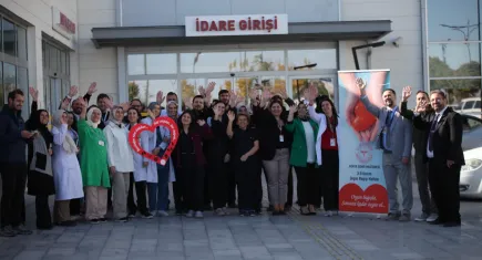 Organ nakli olanlarla organ bağışçılarının yakınları bir araya geldi