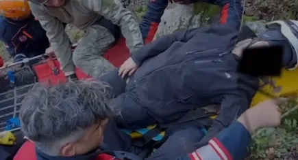İzmir'de dağlık alanda 8 saat mahsur kaldı