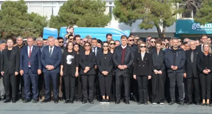 Başkan Tugay’dan ’10 Kasım’ mesajı: Muasır medeniyetler seviyesine ulaştırmayı başaramadık, mahcubuz