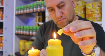 Siirt’te arıların ürettiği bal mumu her derde deva oluyor