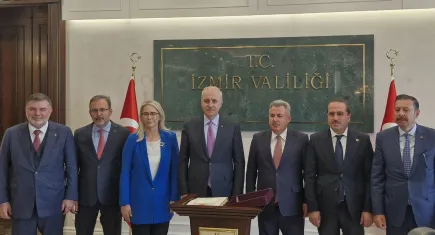 TBMM Başkanı Kurtulmuş'tan İzmir Valiliği'ne ziyaret