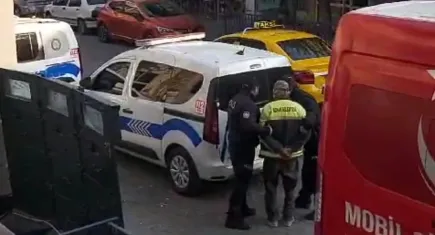 İzmir haber: 23 yıl hapis cezası bulunan dolandırıcı yakalandı