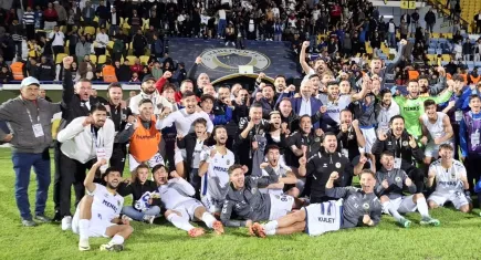 Menemen FK iç sahada mutlu